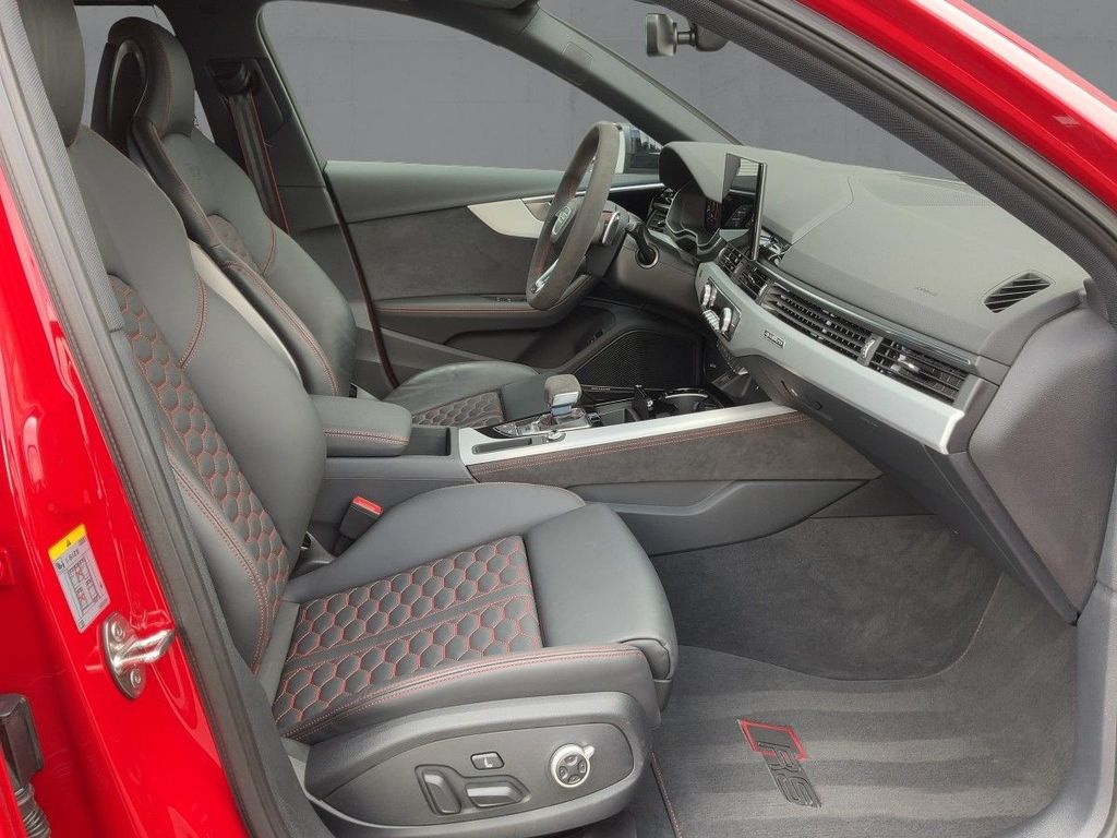 AUDI RS4 AVANT | sportovní kombi V6 biturbo 450 koní | německé předváděcí auto | dovoz | červená s černou kůží | super výbava | skvělá cena | nákup online | auto eshop | AUTOiBUY.com